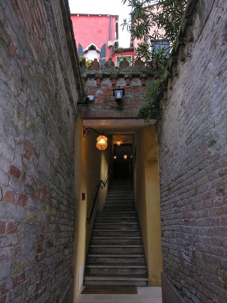 Ca' Centopietre Venecia Exterior foto